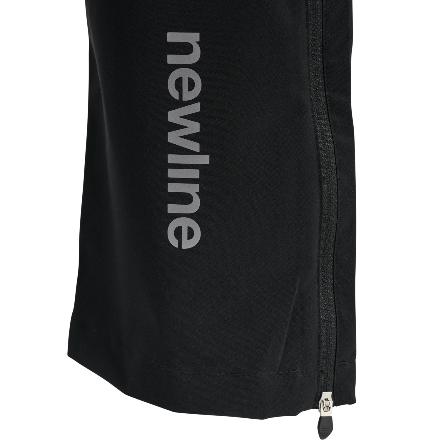 MEN CORE PANTS, BLACK, packshot