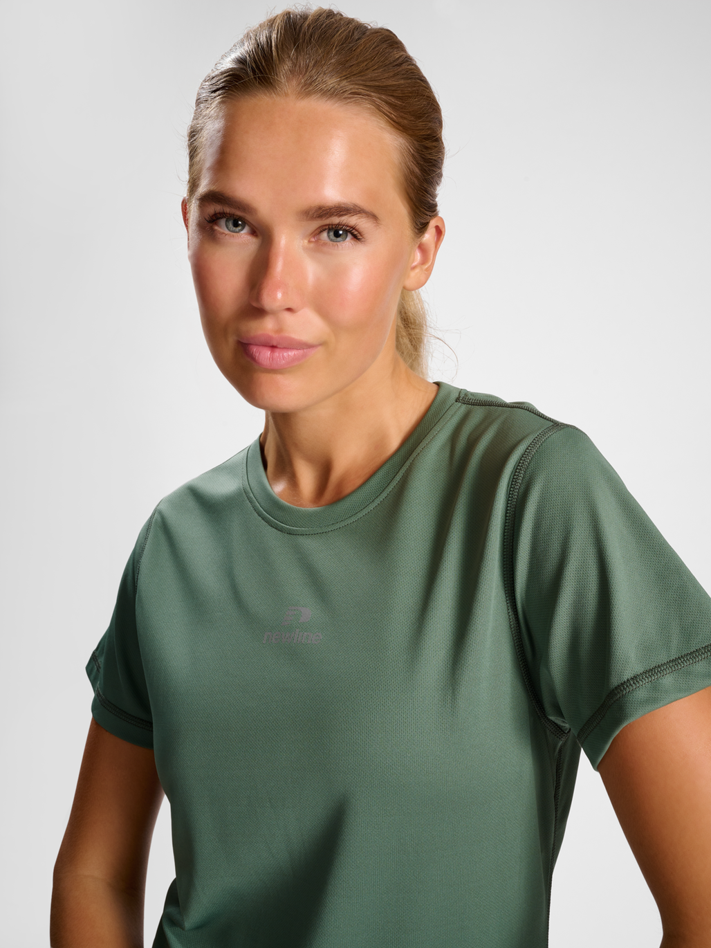 nwlBEAT POLY TEE WOMAN, 6575, model