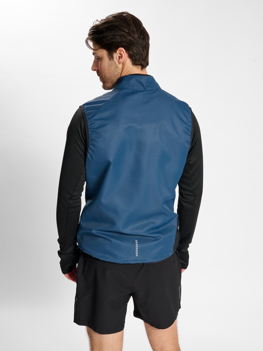 nwlNASHVILLE GILET MEN, MAJOLICA BLUE, model