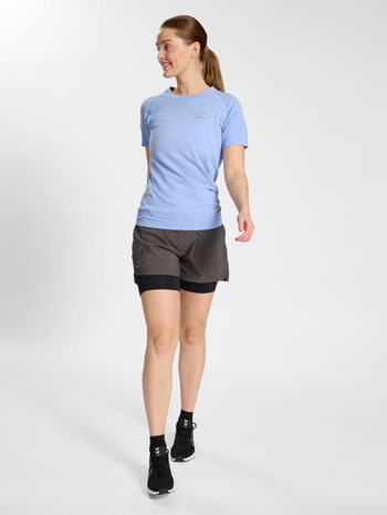 nwlRIVERSIDE SEAMLESS T-SHIRT S/S WOMAN, LAVENDER LUSTRE, model