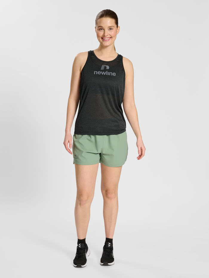 nwlFONTANA SINGLET WOMAN, BLACK MELANGE, model