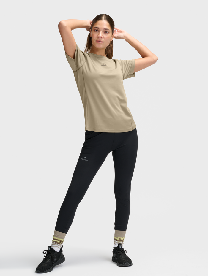 nwlSPEED MESH T-SHIRT W, SILVER SAGE, model