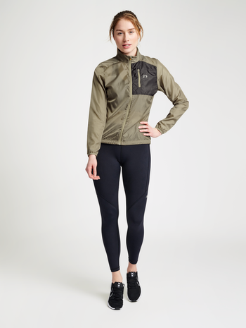 WOMEN PACKABLE TECH JACKET, WINTER TWIG, model